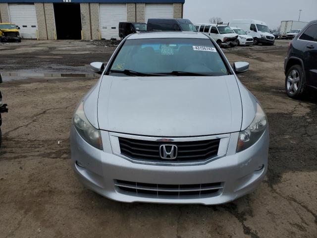 Photo 4 VIN: 1HGCP3F82AA029729 - HONDA ACCORD EXL 