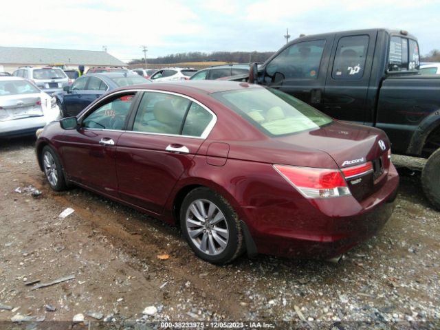 Photo 2 VIN: 1HGCP3F82BA001625 - HONDA ACCORD 