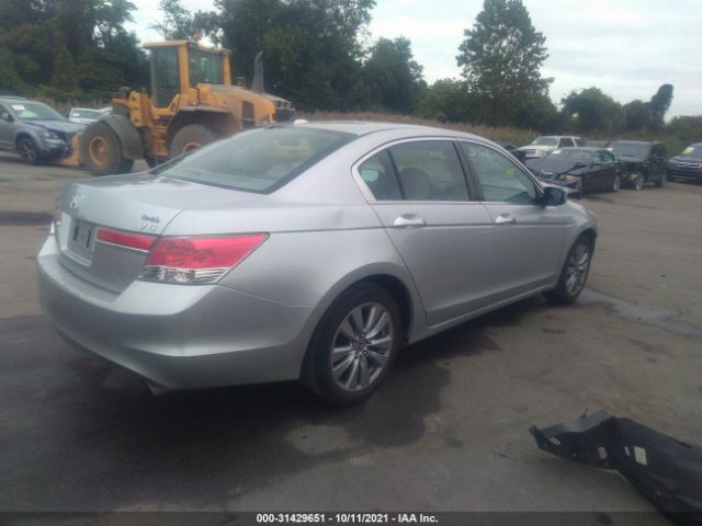 Photo 3 VIN: 1HGCP3F82BA003214 - HONDA ACCORD SDN 