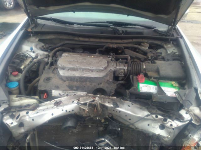 Photo 9 VIN: 1HGCP3F82BA003214 - HONDA ACCORD SDN 