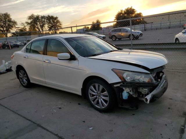 Photo 3 VIN: 1HGCP3F82BA003682 - HONDA ACCORD 