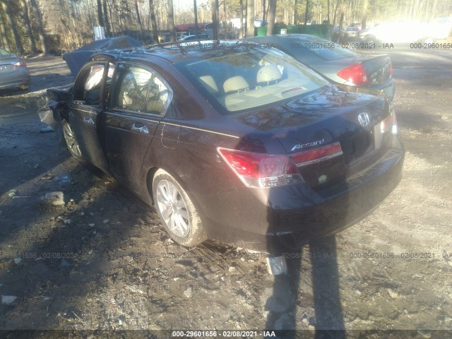 Photo 2 VIN: 1HGCP3F82BA014231 - HONDA ACCORD SDN 