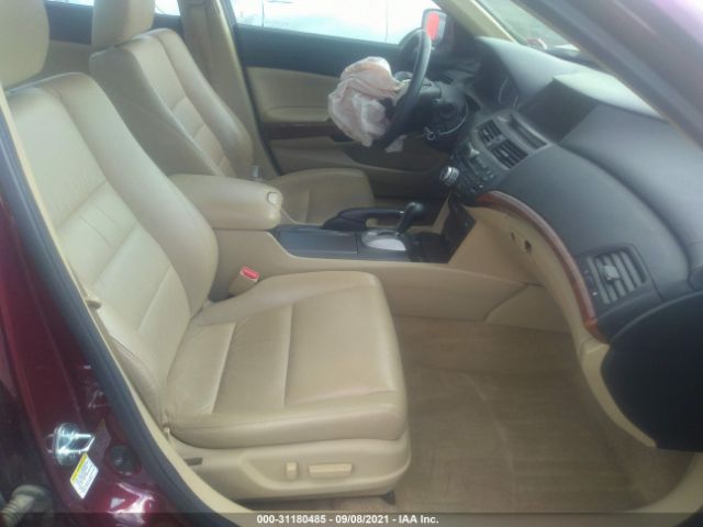 Photo 4 VIN: 1HGCP3F82BA021597 - HONDA ACCORD SDN 