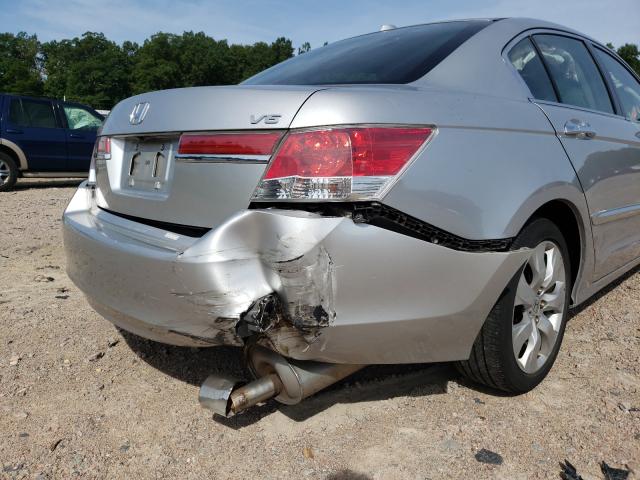 Photo 8 VIN: 1HGCP3F82BA026766 - HONDA ACCORD EXL 