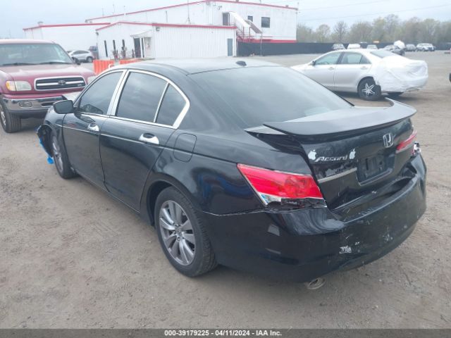 Photo 2 VIN: 1HGCP3F82BA027254 - HONDA ACCORD 