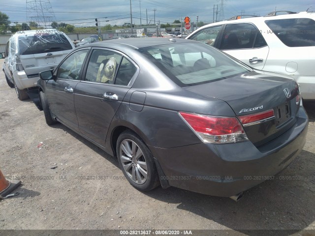 Photo 2 VIN: 1HGCP3F82BA027853 - HONDA ACCORD SDN 