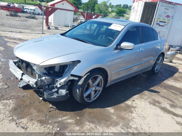 Photo 1 VIN: 1HGCP3F82BA028758 - HONDA ACCORD 