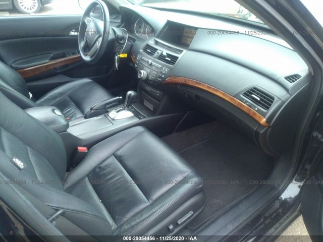 Photo 4 VIN: 1HGCP3F82CA030317 - HONDA ACCORD SDN 