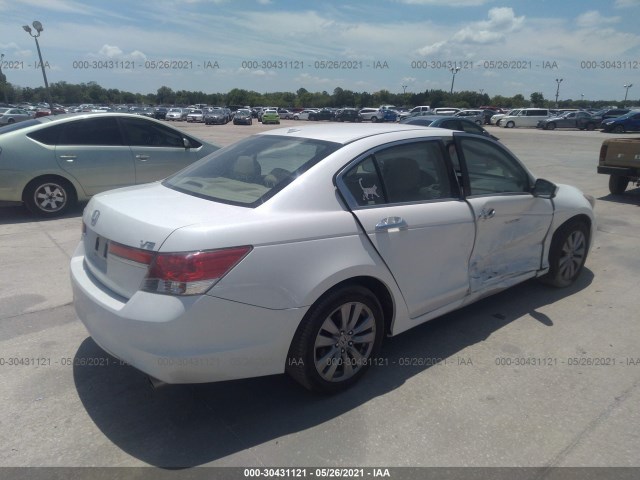 Photo 3 VIN: 1HGCP3F82CA039180 - HONDA ACCORD SDN 