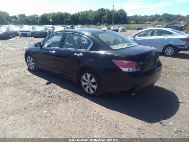 Photo 2 VIN: 1HGCP3F83AA024491 - HONDA ACCORD SDN 