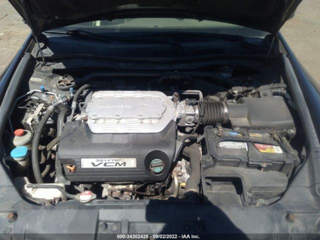 Photo 9 VIN: 1HGCP3F83AA024491 - HONDA ACCORD SDN 