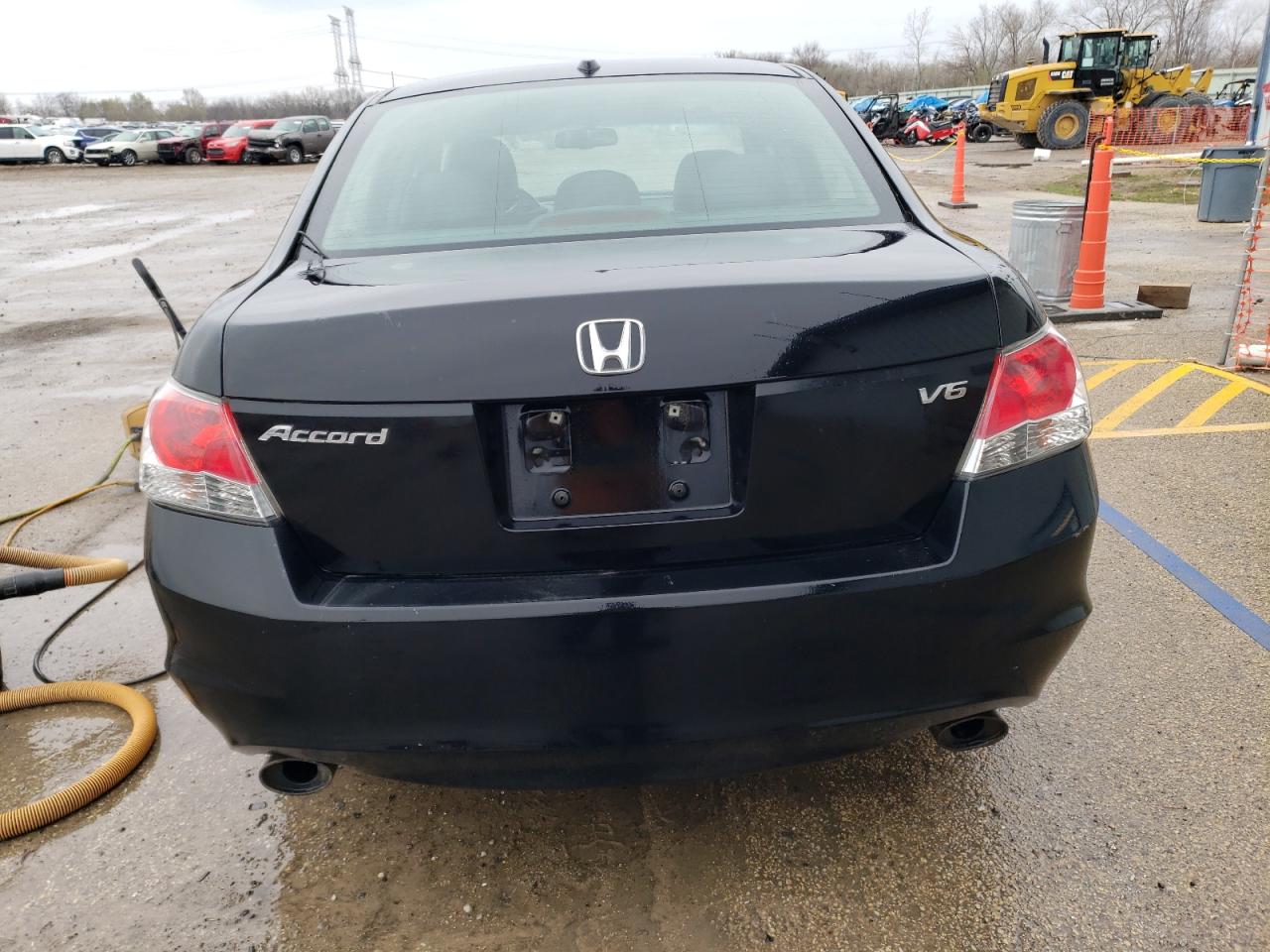 Photo 5 VIN: 1HGCP3F83AA031005 - HONDA ACCORD 