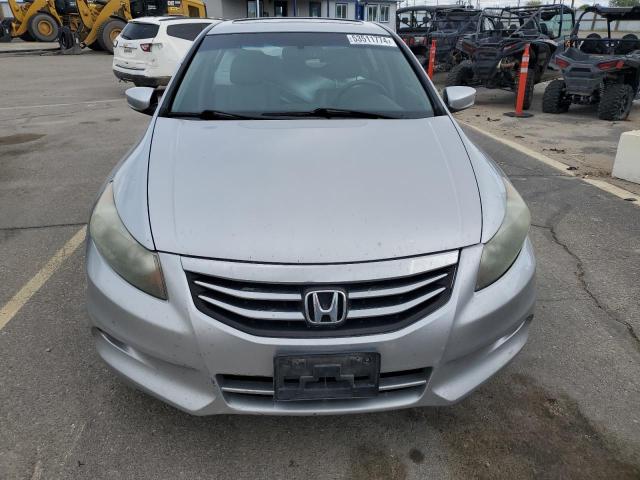 Photo 4 VIN: 1HGCP3F83BA005277 - HONDA ACCORD 