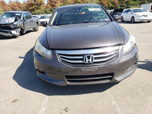 Photo 4 VIN: 1HGCP3F83BA005456 - HONDA ACCORD EXL 