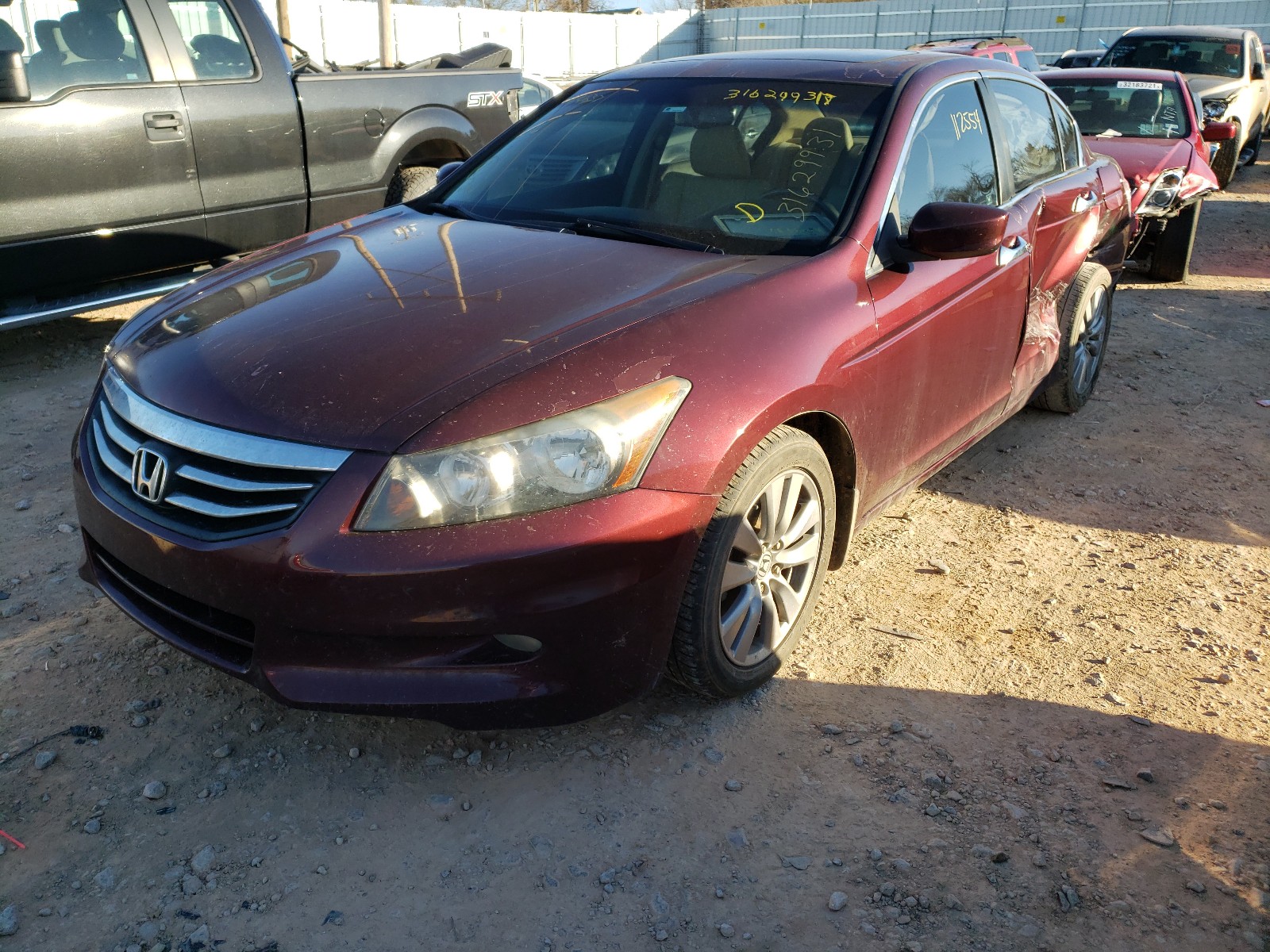 Photo 1 VIN: 1HGCP3F83BA024637 - HONDA ACCORD EXL 