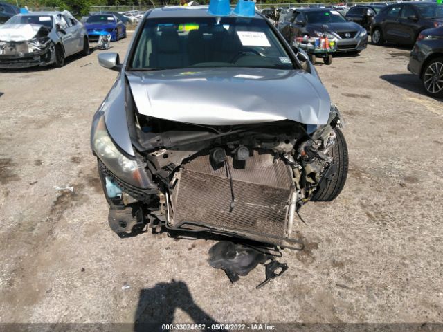 Photo 5 VIN: 1HGCP3F84AA004945 - HONDA ACCORD SDN 