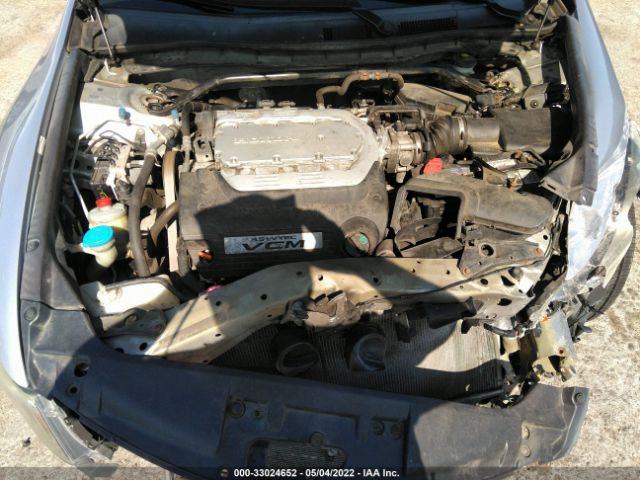 Photo 9 VIN: 1HGCP3F84AA004945 - HONDA ACCORD SDN 