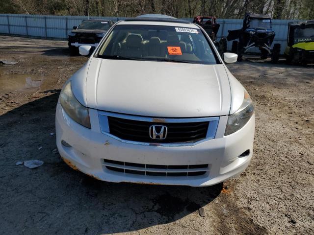 Photo 4 VIN: 1HGCP3F84AA005559 - HONDA ACCORD 