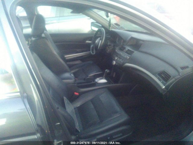 Photo 4 VIN: 1HGCP3F84AA016397 - HONDA ACCORD SDN 