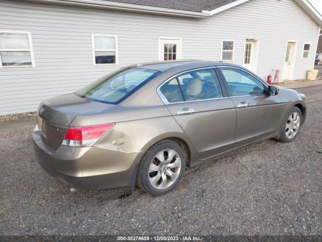 Photo 3 VIN: 1HGCP3F84AA017713 - HONDA ACCORD 