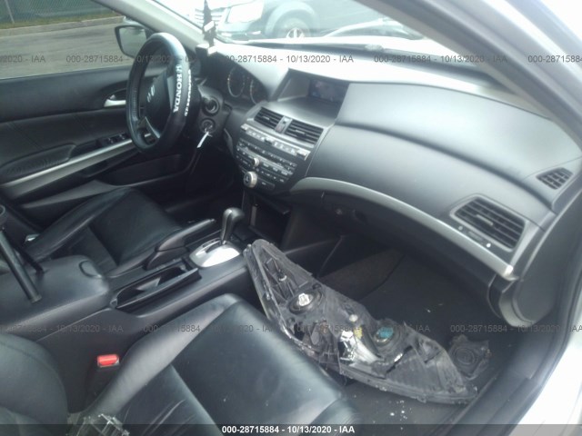 Photo 4 VIN: 1HGCP3F84AA020059 - HONDA ACCORD SDN 