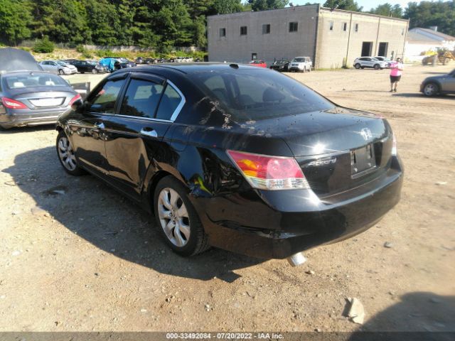 Photo 2 VIN: 1HGCP3F85AA003464 - HONDA ACCORD SDN 