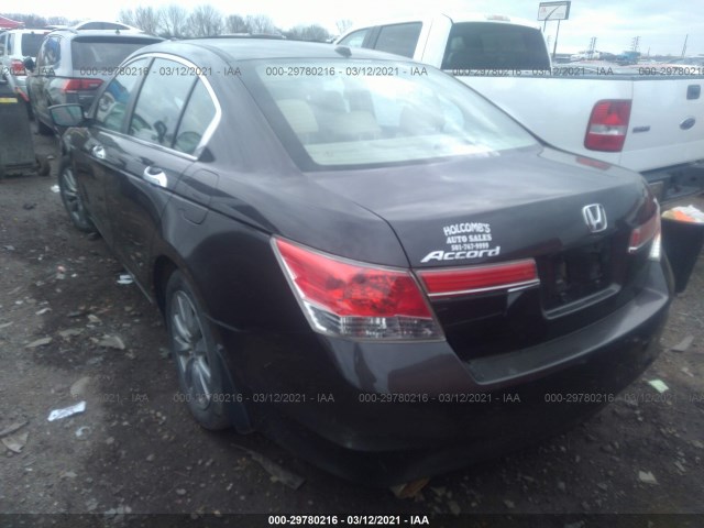 Photo 2 VIN: 1HGCP3F85BA009766 - HONDA ACCORD SDN 