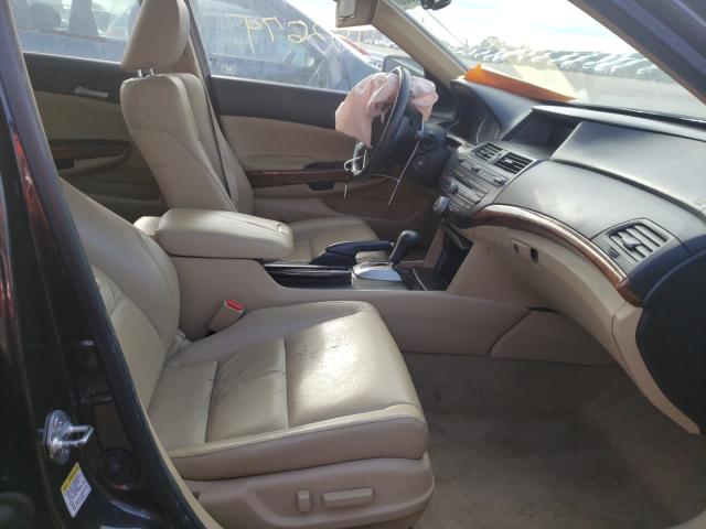 Photo 4 VIN: 1HGCP3F85BA013140 - HONDA ACCORD EXL 