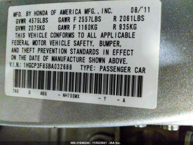 Photo 8 VIN: 1HGCP3F85BA032688 - HONDA ACCORD SDN 