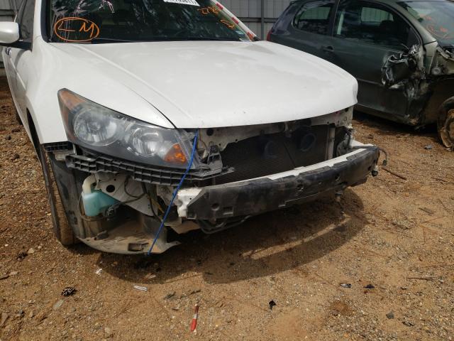 Photo 8 VIN: 1HGCP3F85BA032786 - HONDA ACCORD EXL 