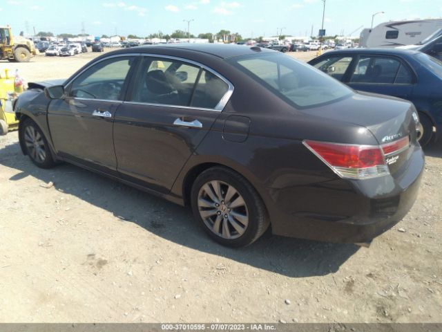 Photo 2 VIN: 1HGCP3F85BA800931 - HONDA ACCORD 