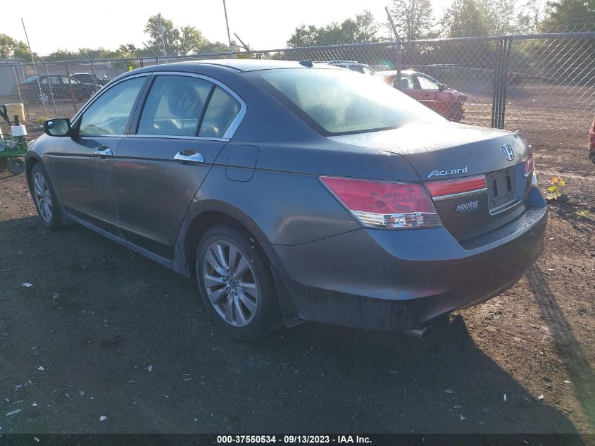 Photo 2 VIN: 1HGCP3F85CA000812 - HONDA ACCORD 