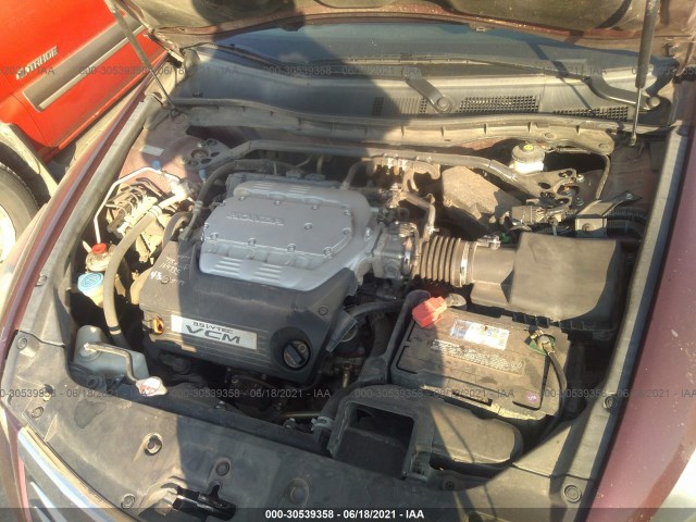 Photo 9 VIN: 1HGCP3F85CA013804 - HONDA ACCORD SDN 