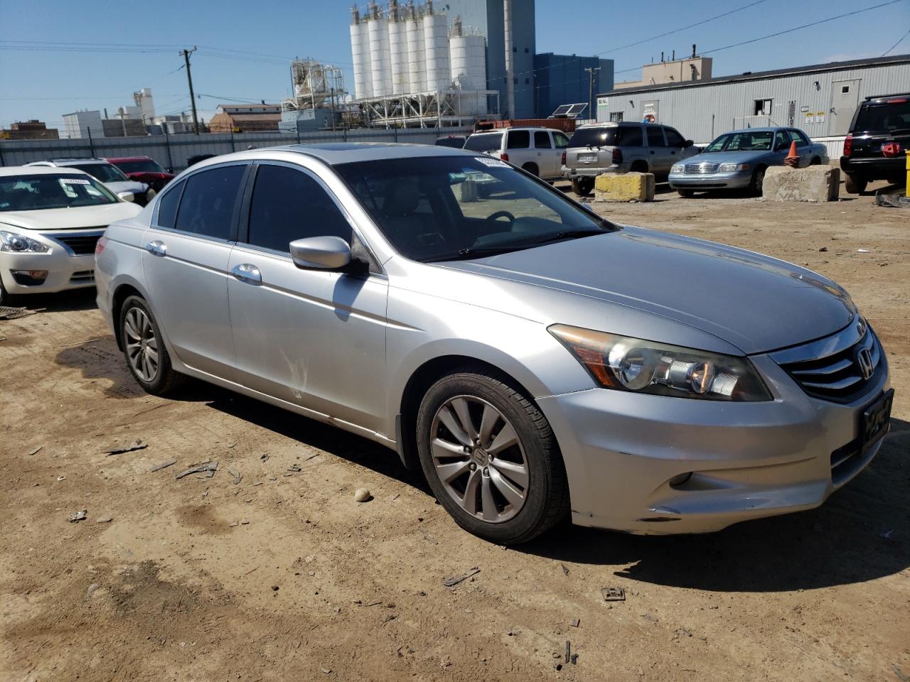 Photo 3 VIN: 1HGCP3F85CA027735 - HONDA ACCORD 