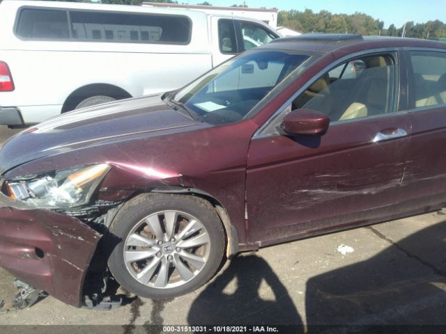 Photo 5 VIN: 1HGCP3F85CA028402 - HONDA ACCORD SDN 