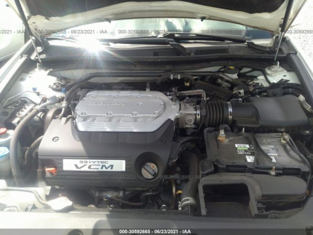 Photo 9 VIN: 1HGCP3F85CA042641 - HONDA ACCORD SDN 