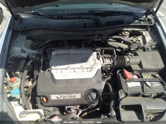 Photo 9 VIN: 1HGCP3F86AA010049 - HONDA ACCORD SDN 