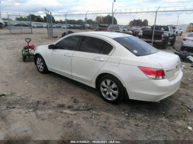 Photo 2 VIN: 1HGCP3F86AA022735 - HONDA ACCORD SDN 