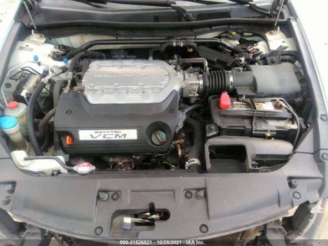 Photo 9 VIN: 1HGCP3F86AA022735 - HONDA ACCORD SDN 