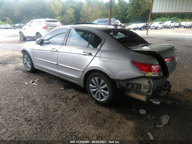 Photo 2 VIN: 1HGCP3F86BA002292 - HONDA ACCORD SDN 