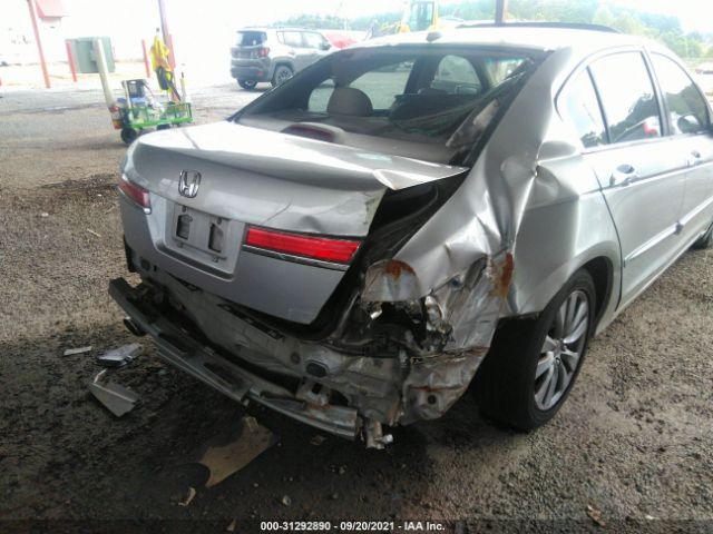 Photo 5 VIN: 1HGCP3F86BA002292 - HONDA ACCORD SDN 