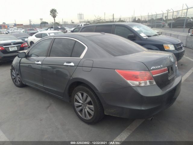 Photo 2 VIN: 1HGCP3F86BA011042 - HONDA ACCORD SDN 