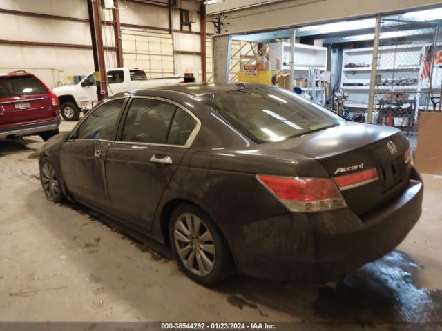 Photo 2 VIN: 1HGCP3F86BA013650 - HONDA ACCORD 