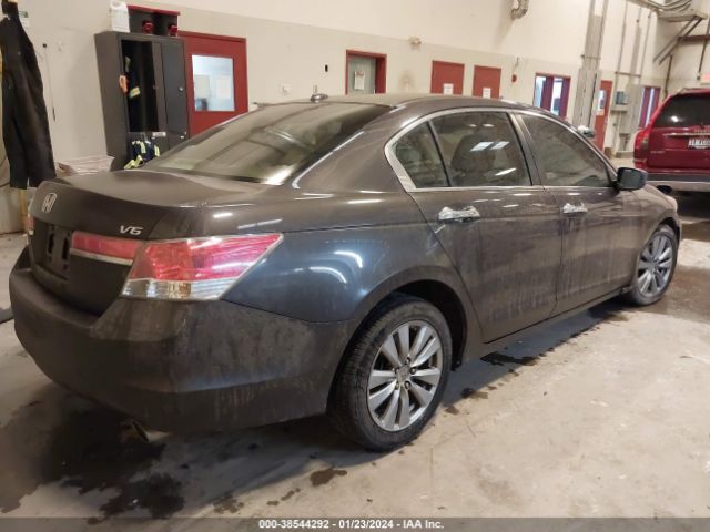 Photo 3 VIN: 1HGCP3F86BA013650 - HONDA ACCORD 