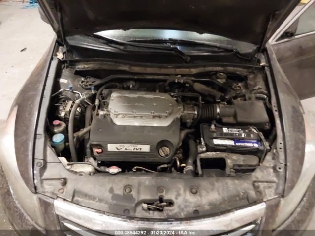 Photo 9 VIN: 1HGCP3F86BA013650 - HONDA ACCORD 