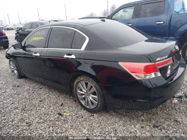 Photo 2 VIN: 1HGCP3F86BA022137 - HONDA ACCORD 