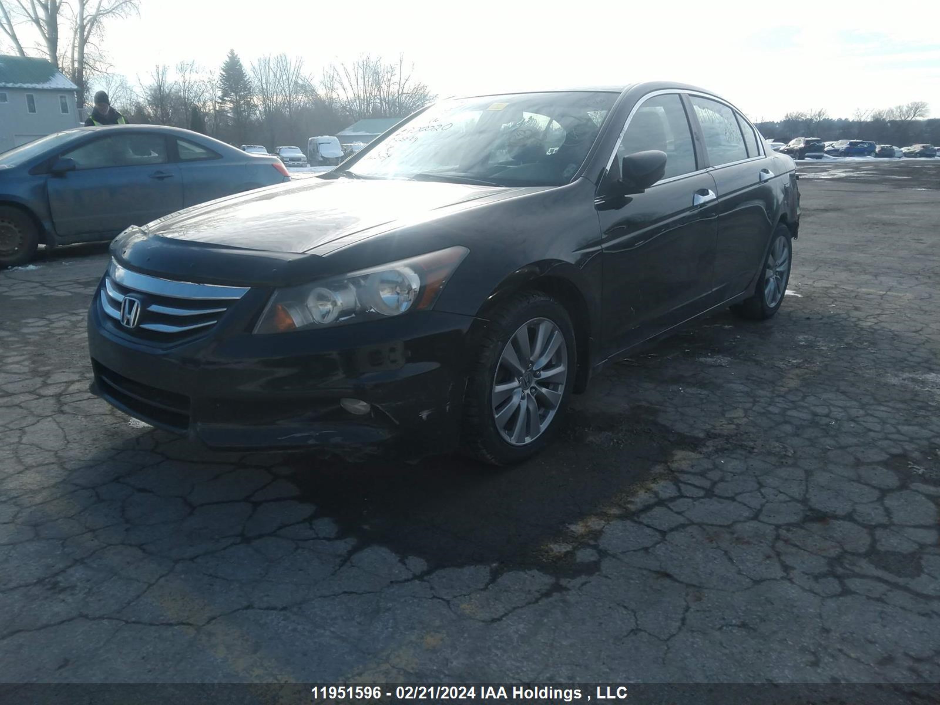 Photo 1 VIN: 1HGCP3F86CA800020 - HONDA ACCORD 