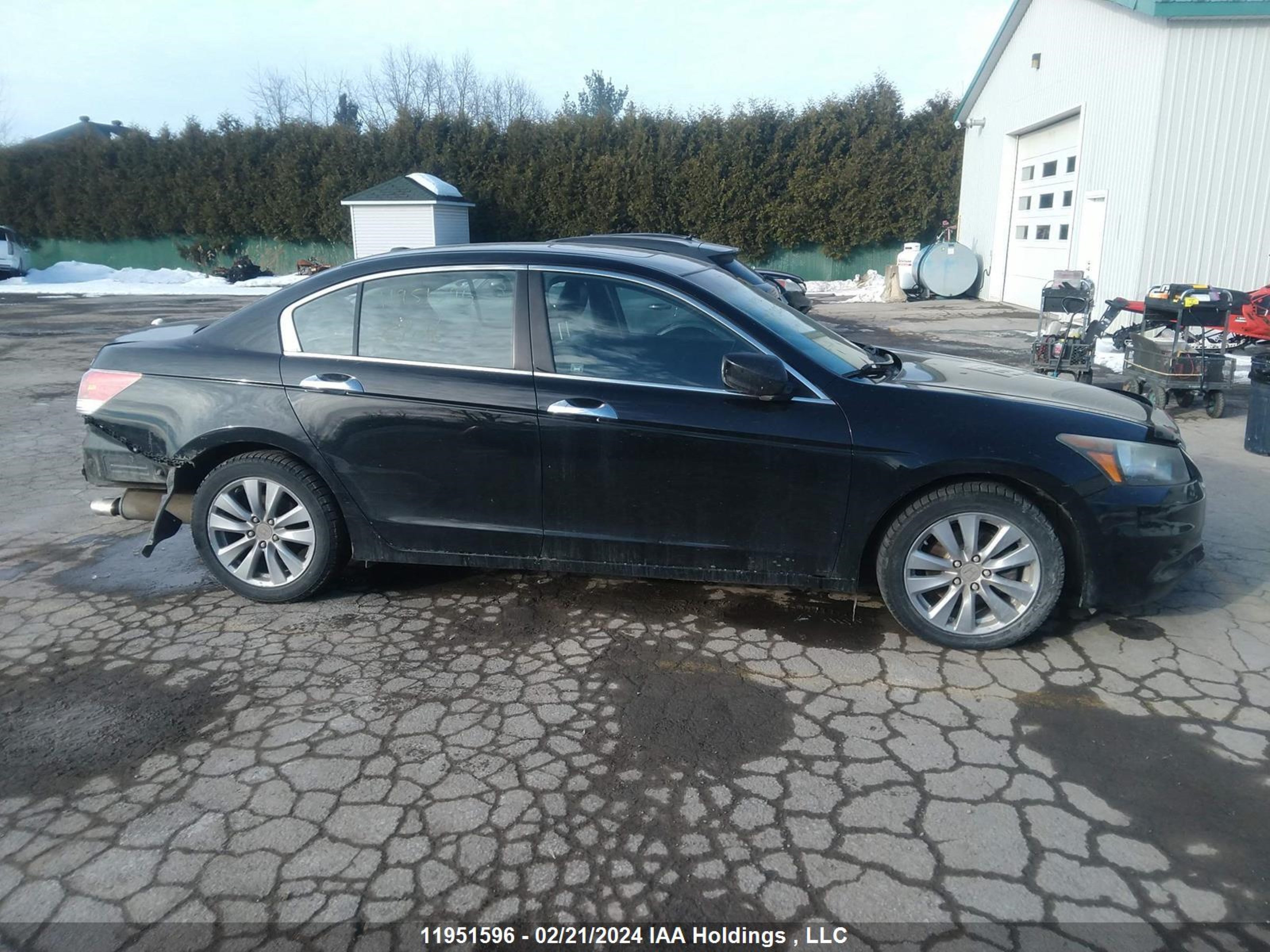 Photo 13 VIN: 1HGCP3F86CA800020 - HONDA ACCORD 