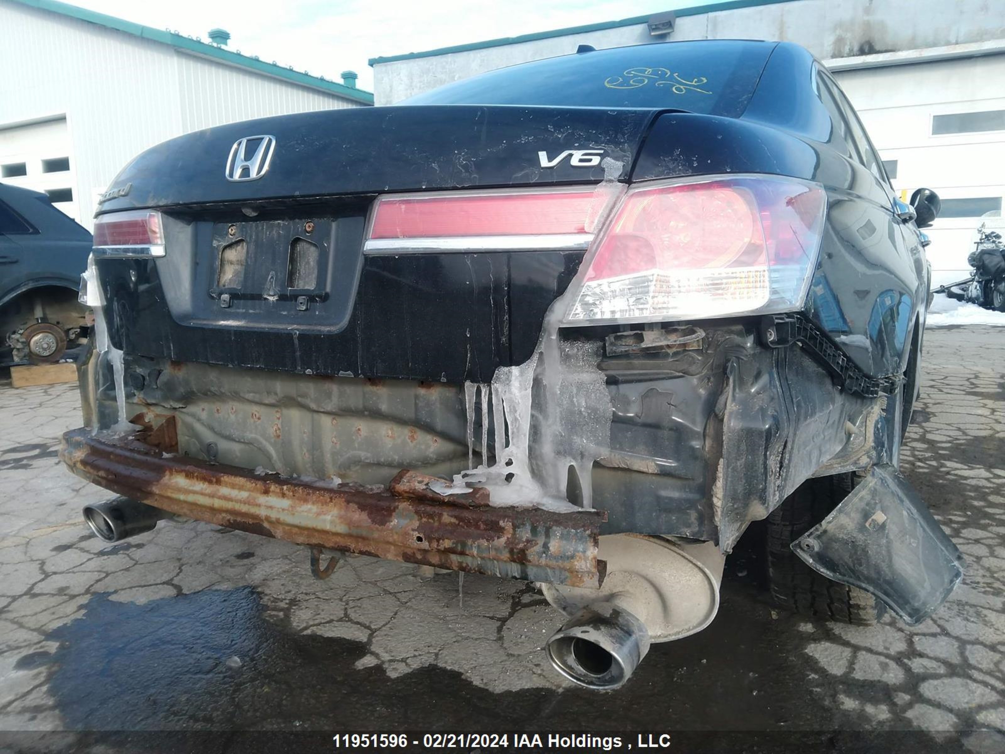 Photo 5 VIN: 1HGCP3F86CA800020 - HONDA ACCORD 