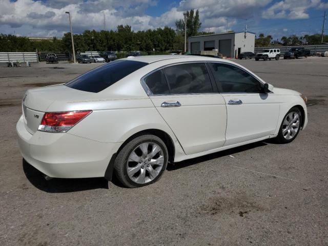 Photo 2 VIN: 1HGCP3F87AA004776 - HONDA ACCORD 